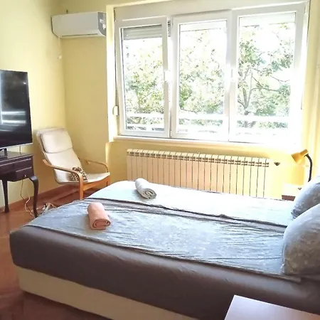 Apartamento Yoyo 011 Belgrado